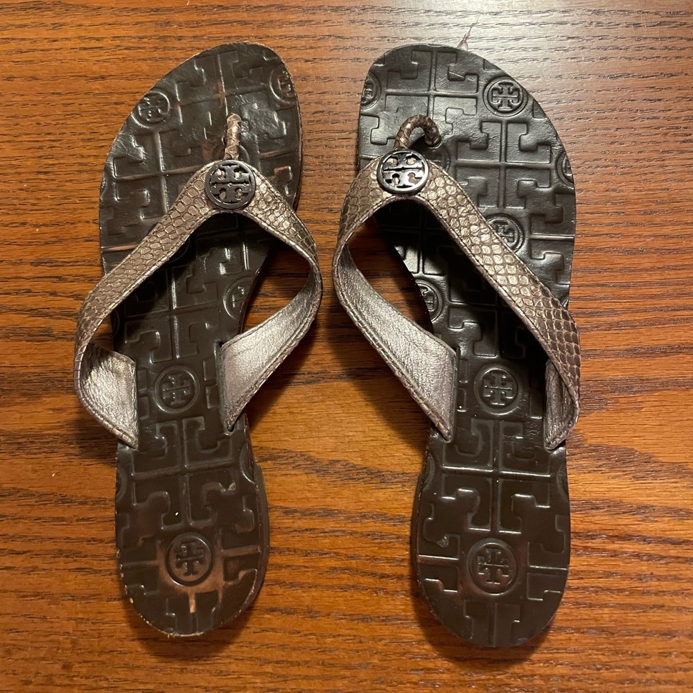 Tory Burch Thora Flip flops size 5